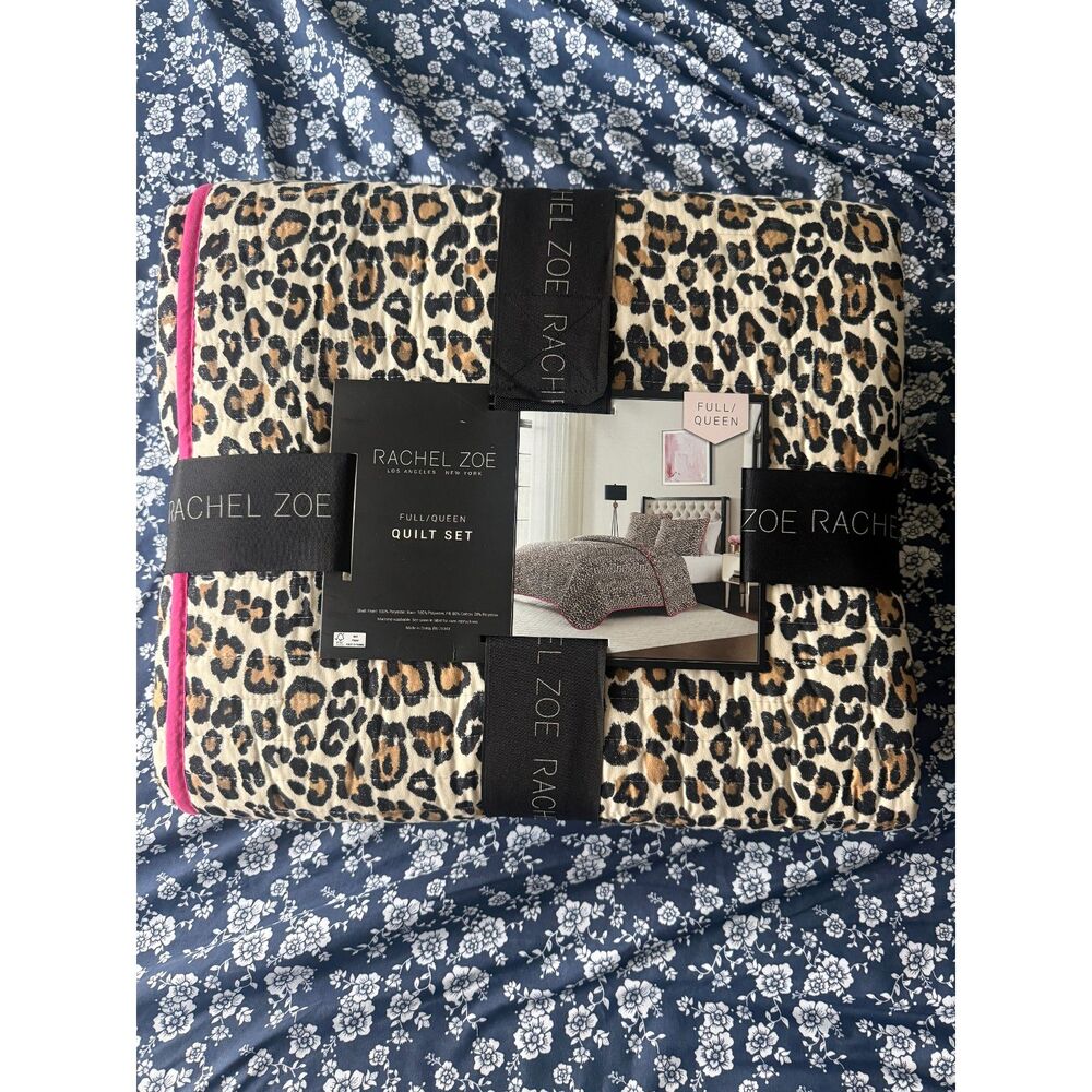 Rachel Zoe Full/Queen Leopard Print Quilt Set Pink Trim Animal Print Bedding